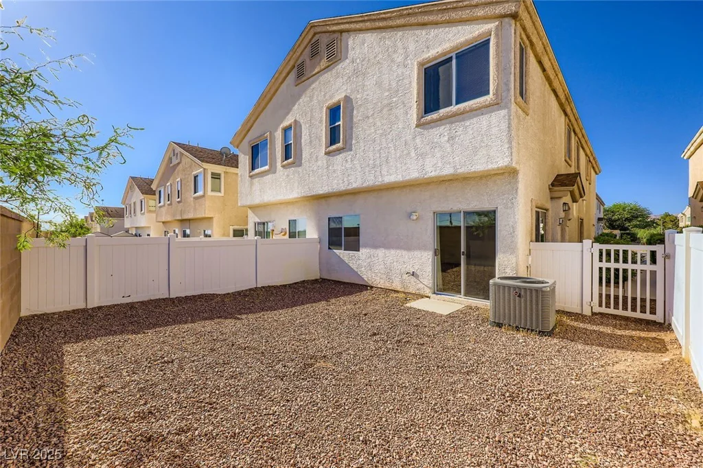8842 Duncan Barrel, Las Vegas, NV 89178