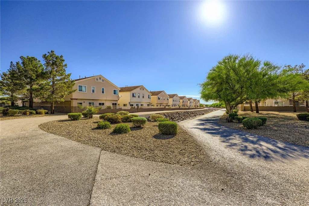 8842 Duncan Barrel, Las Vegas, NV 89178