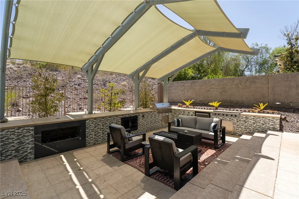 6 Yorkridge, Henderson, NV 89052