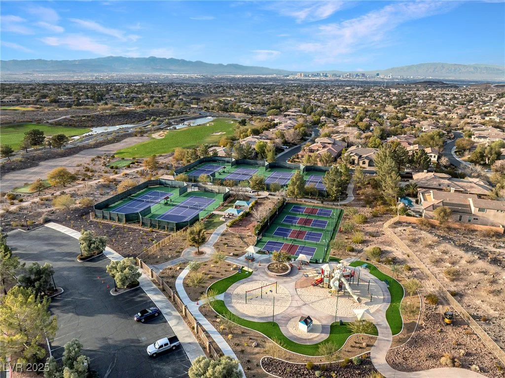 6 Yorkridge, Henderson, NV 89052