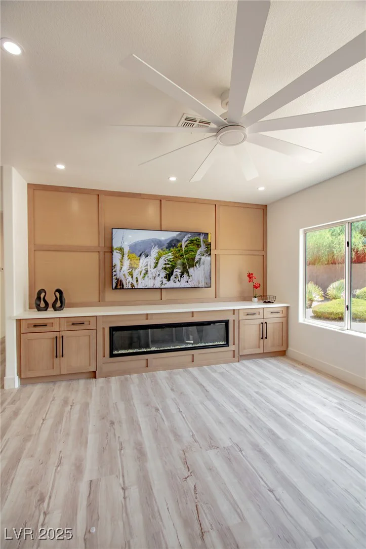 2561 Terrytown, Henderson, NV 89052