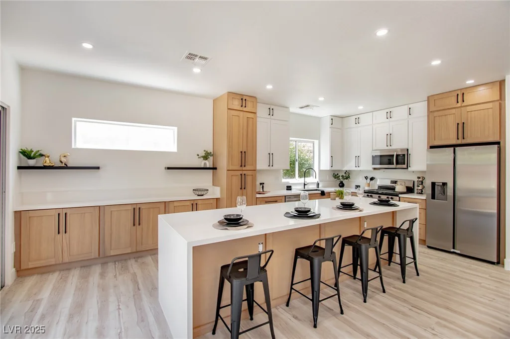 2561 Terrytown, Henderson, NV 89052