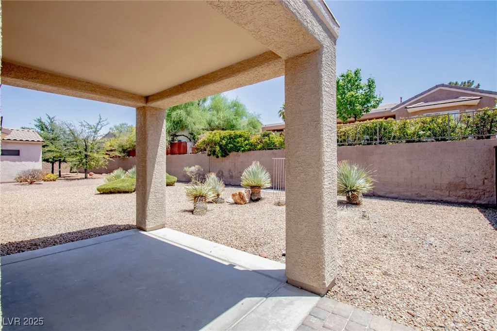 2561 Terrytown, Henderson, NV 89052