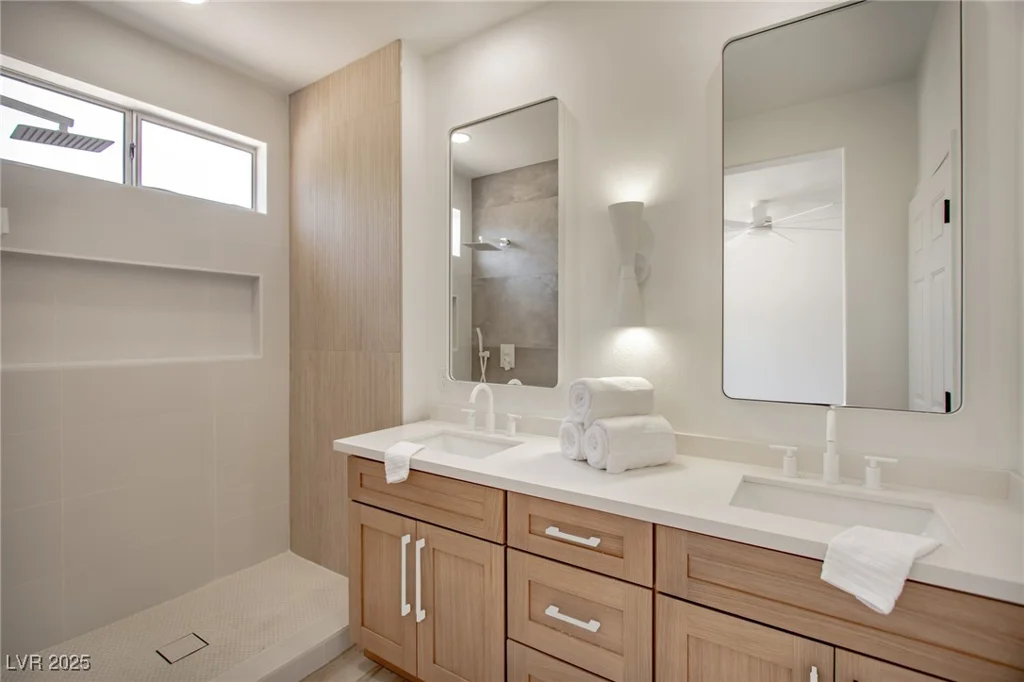 2561 Terrytown, Henderson, NV 89052