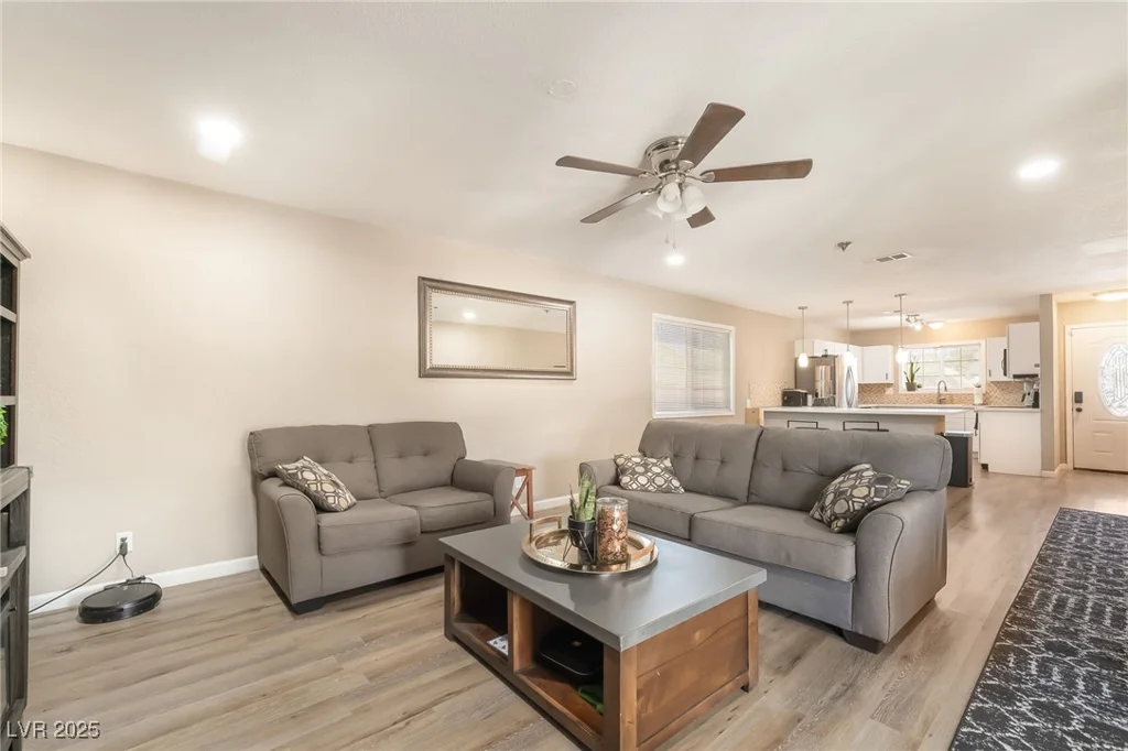 844 21st, Las Vegas, NV 89101