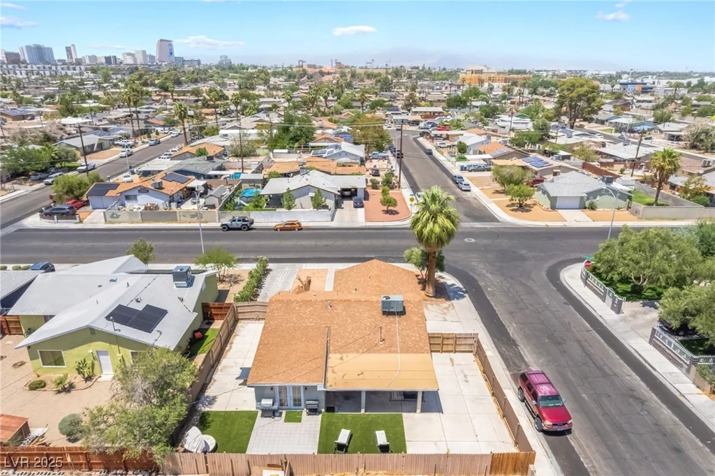 844 21st, Las Vegas, NV 89101