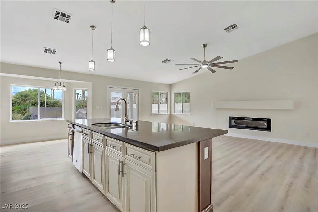 6125 Resort Ridge, Las Vegas, NV 89130