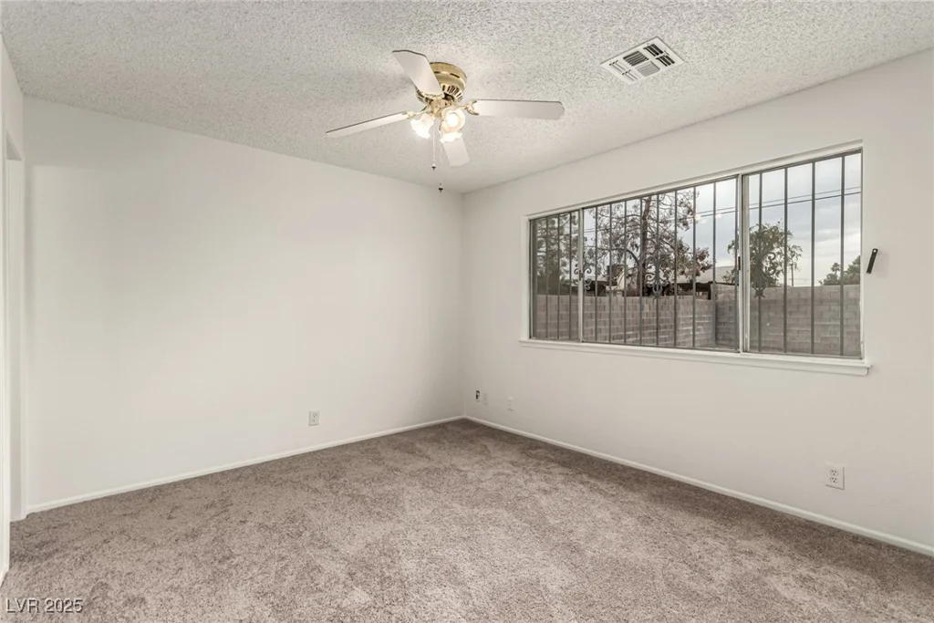 4416 Rip Van Winkle, Las Vegas, NV 89102