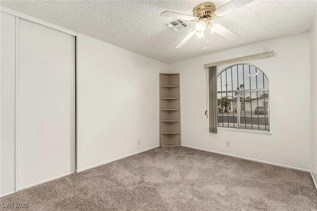 4416 Rip Van Winkle, Las Vegas, NV 89102