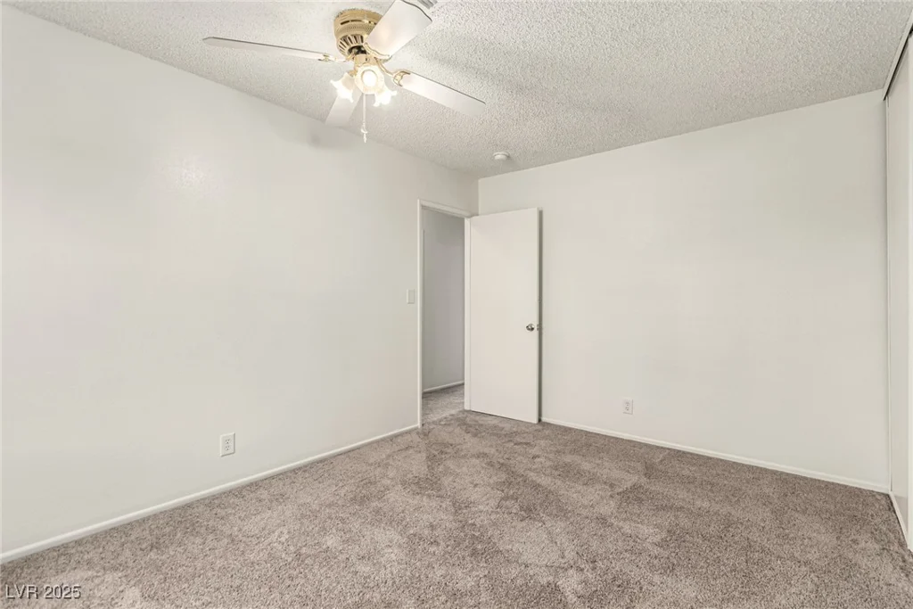 4416 Rip Van Winkle, Las Vegas, NV 89102
