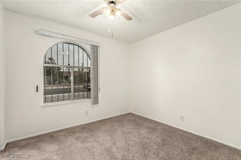 4416 Rip Van Winkle, Las Vegas, NV 89102