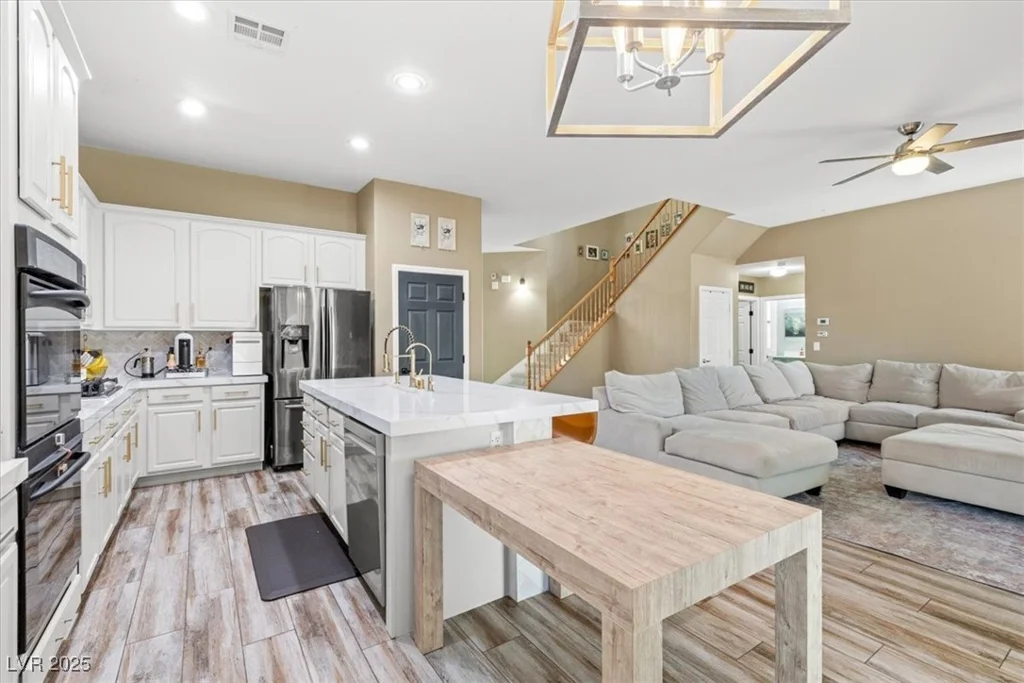 8929 Monte Oro, Las Vegas, NV 89131