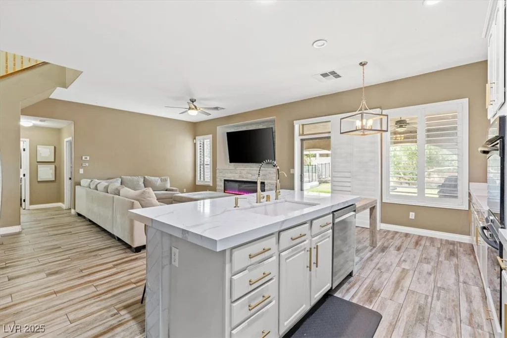 8929 Monte Oro, Las Vegas, NV 89131