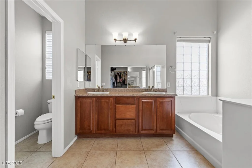 8929 Monte Oro, Las Vegas, NV 89131