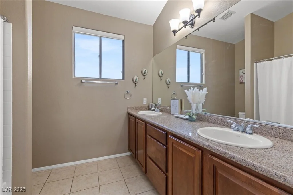 8929 Monte Oro, Las Vegas, NV 89131
