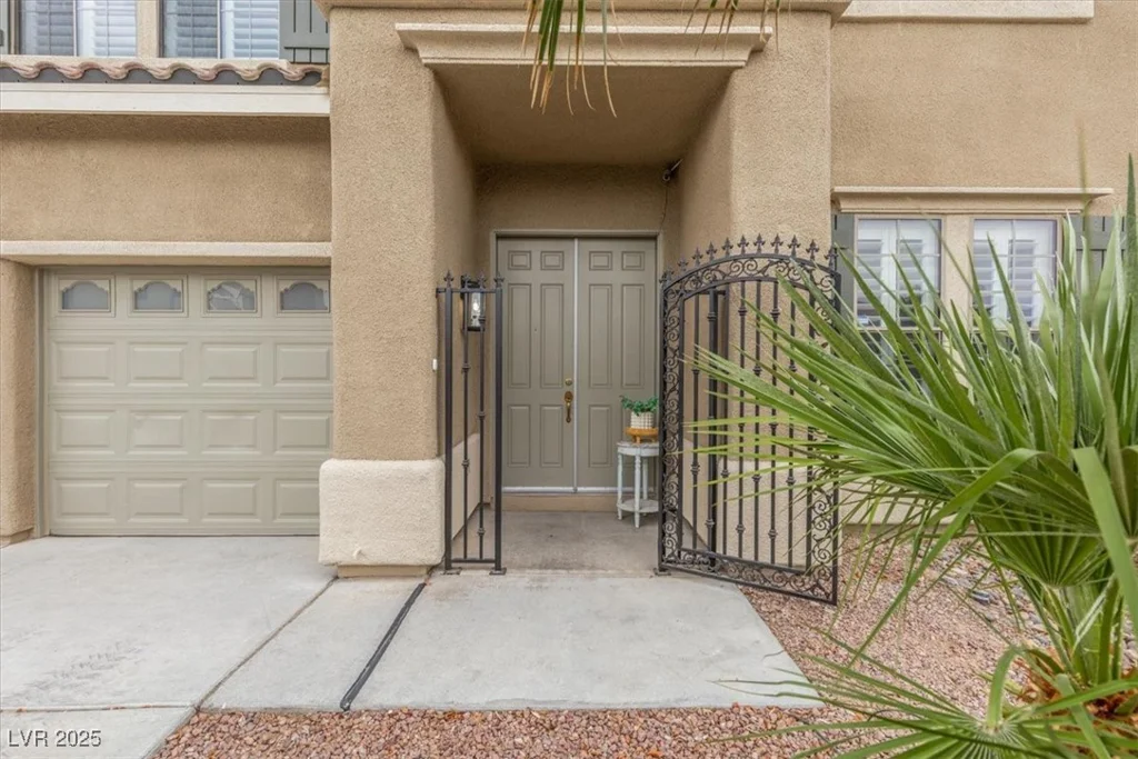 8929 Monte Oro, Las Vegas, NV 89131
