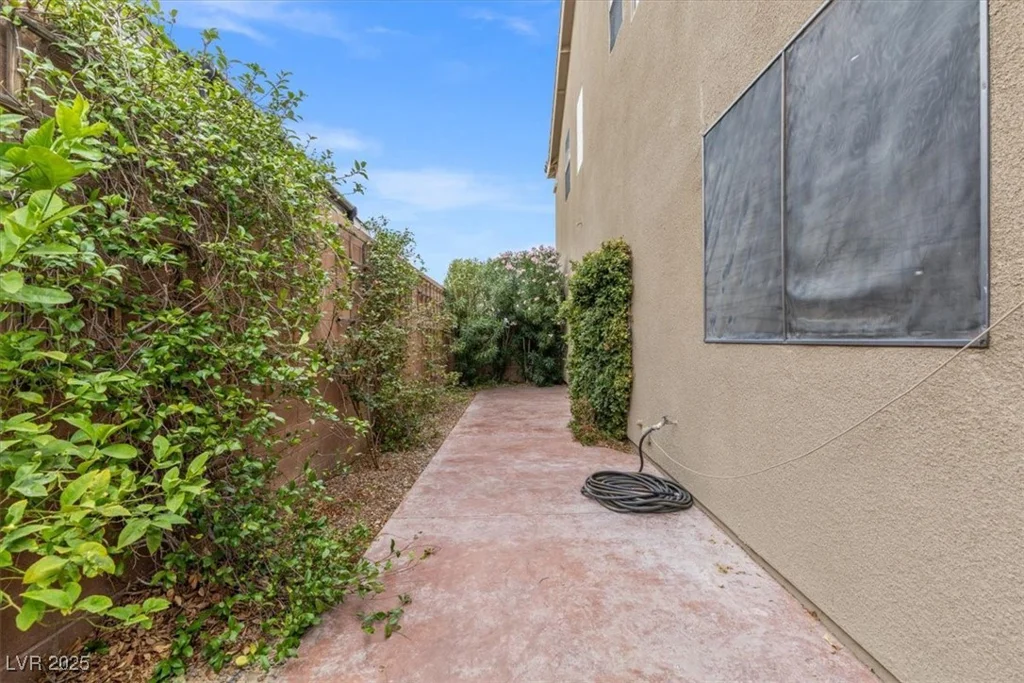 8929 Monte Oro, Las Vegas, NV 89131