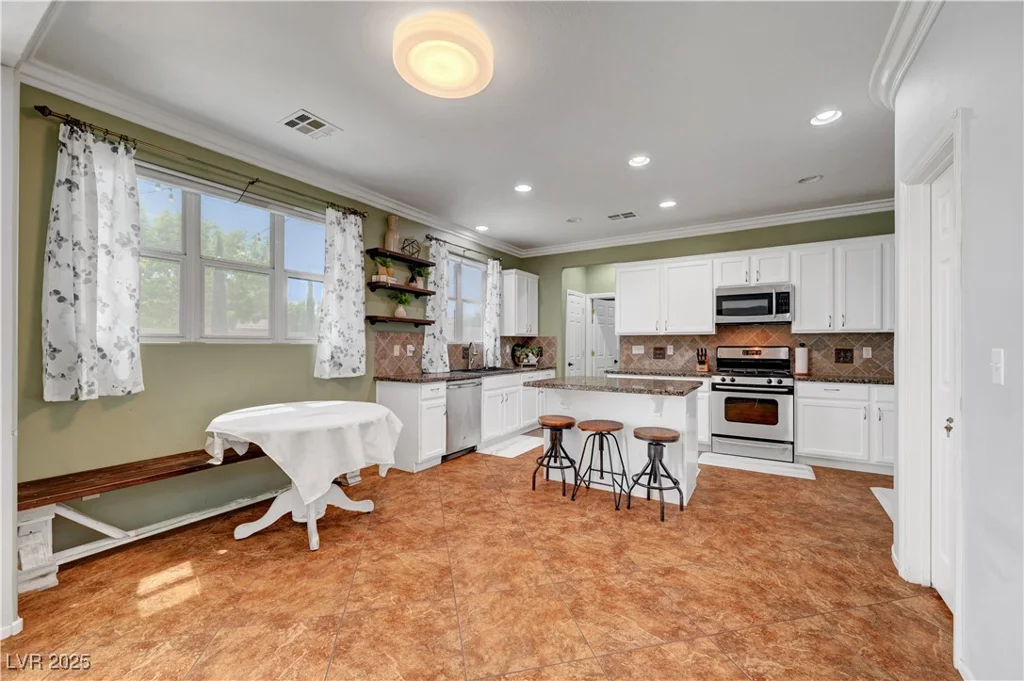 5716 Breckenridge, North Las Vegas, NV 89081