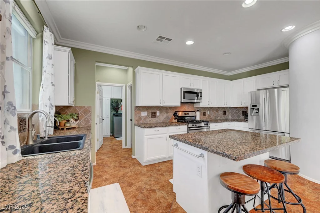 5716 Breckenridge, North Las Vegas, NV 89081