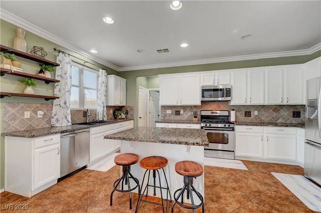 5716 Breckenridge, North Las Vegas, NV 89081