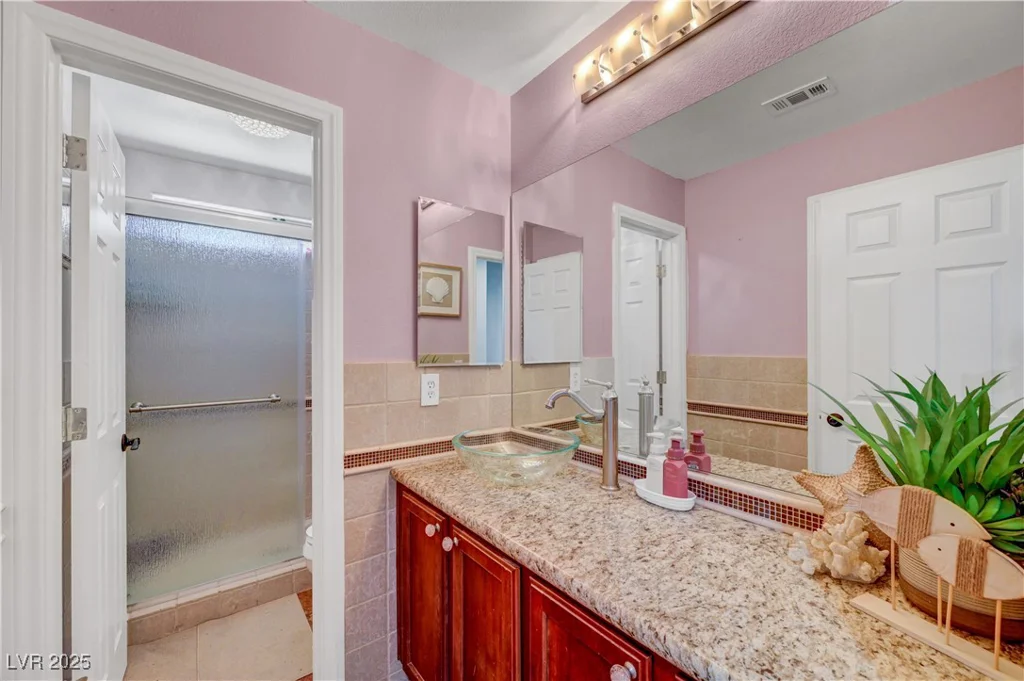 5716 Breckenridge, North Las Vegas, NV 89081