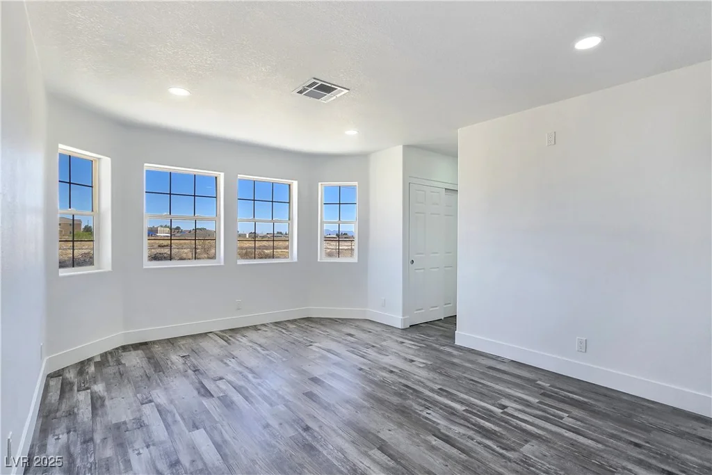 3326 Mount Charleston, Pahrump, NV 89048