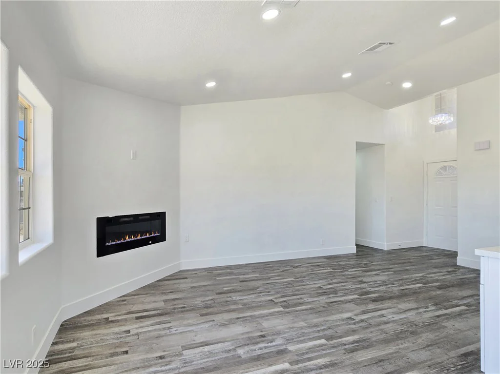 3326 Mount Charleston, Pahrump, NV 89048