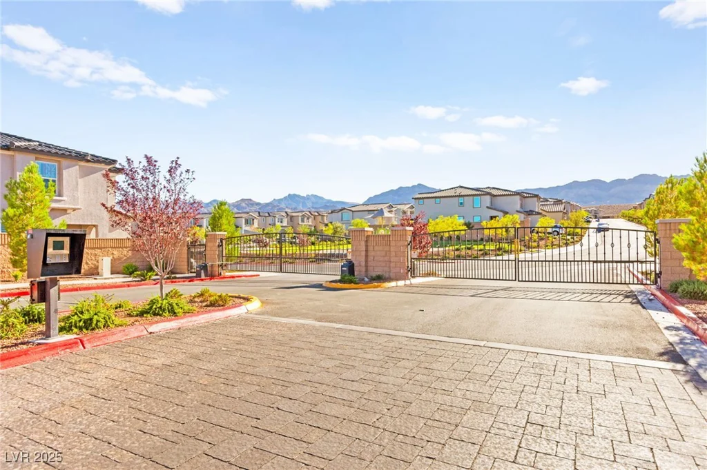 10940 Oregano, Las Vegas, NV 89166