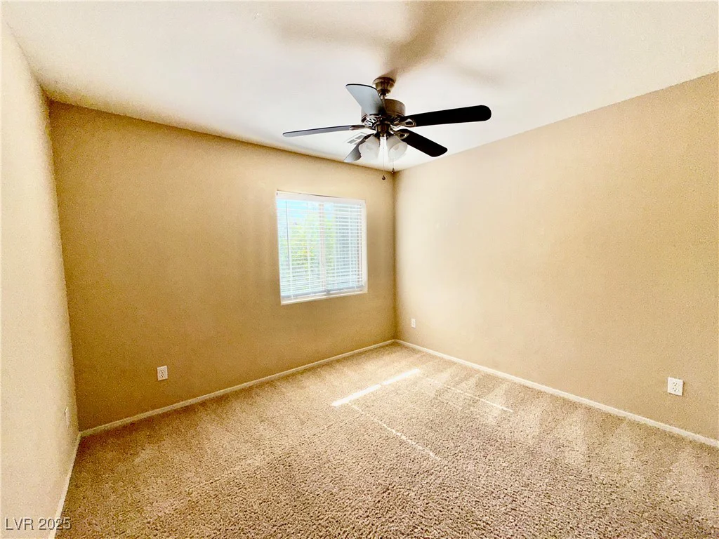 5517 Overlook Valley, North Las Vegas, NV 89081