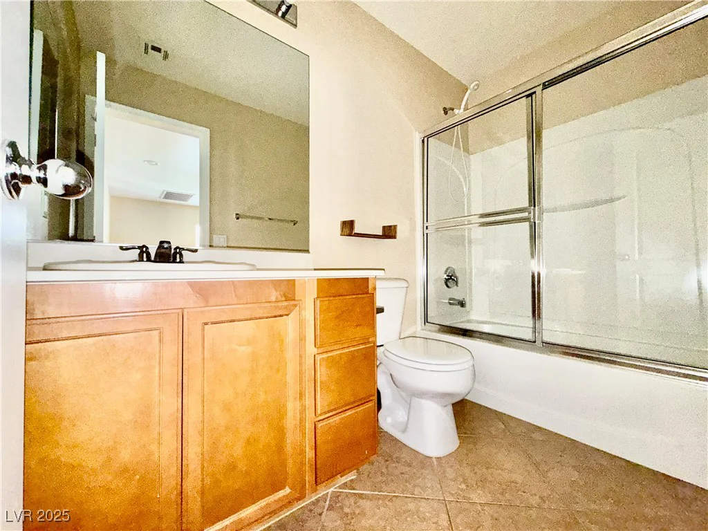 5517 Overlook Valley, North Las Vegas, NV 89081