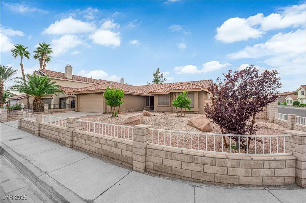 4835 Anchorage, Las Vegas, NV 89147