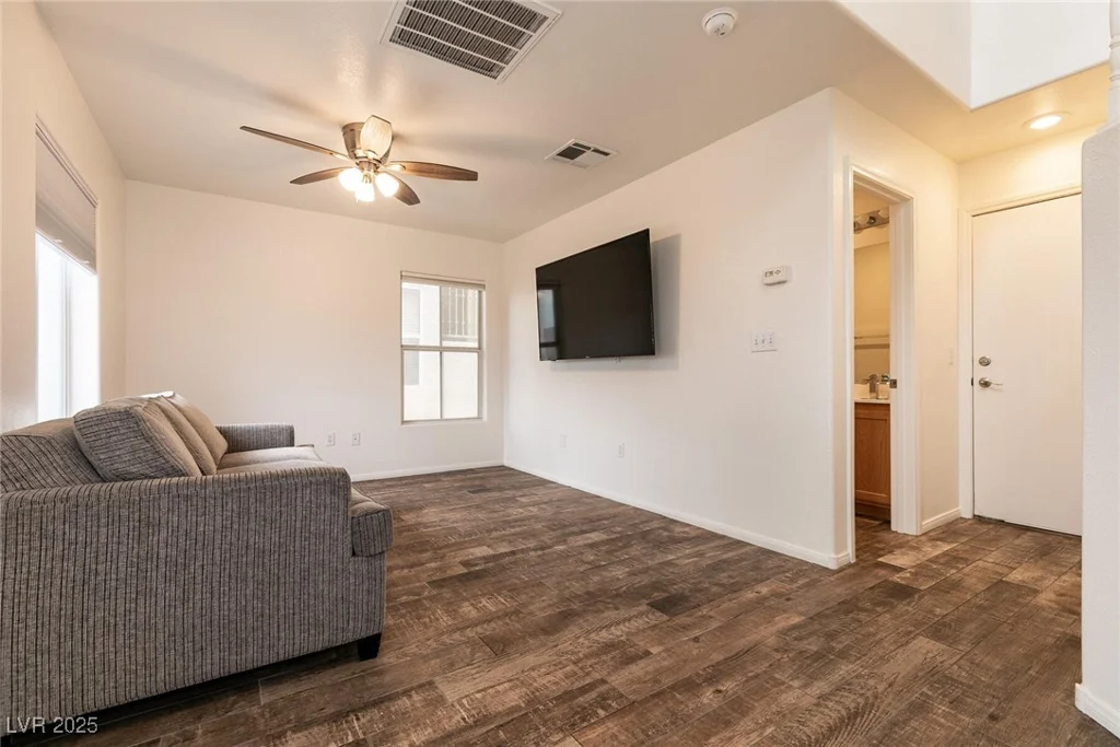 3412 Bearpin Gap, Las Vegas, NV 89129