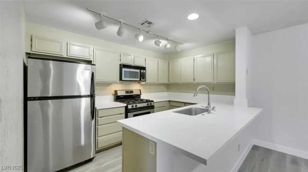 2627 Durango, Las Vegas, NV 89117