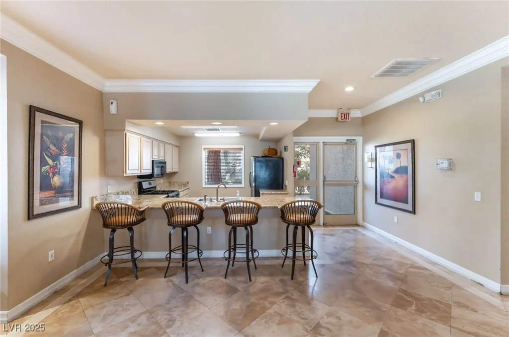 5250 Rainbow, Las Vegas, NV 89118