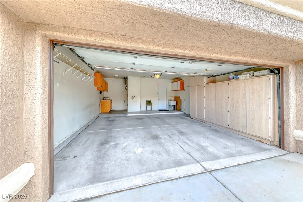 2540 Youngdale, Las Vegas, NV 89134