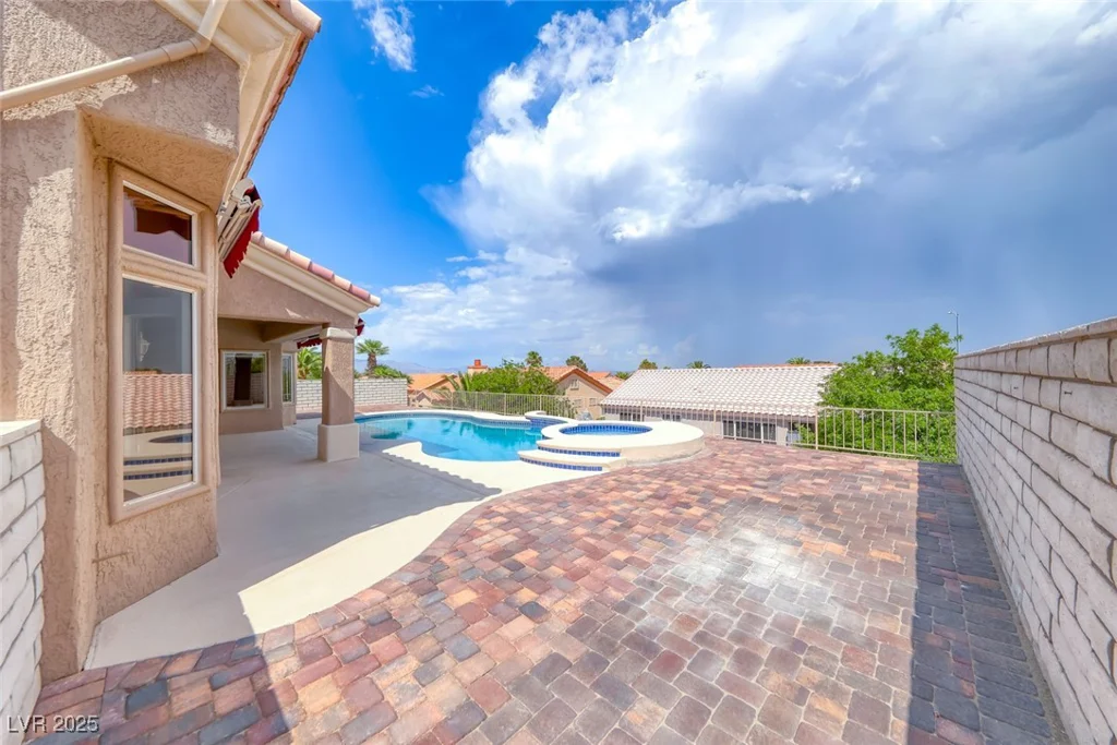 2540 Youngdale, Las Vegas, NV 89134