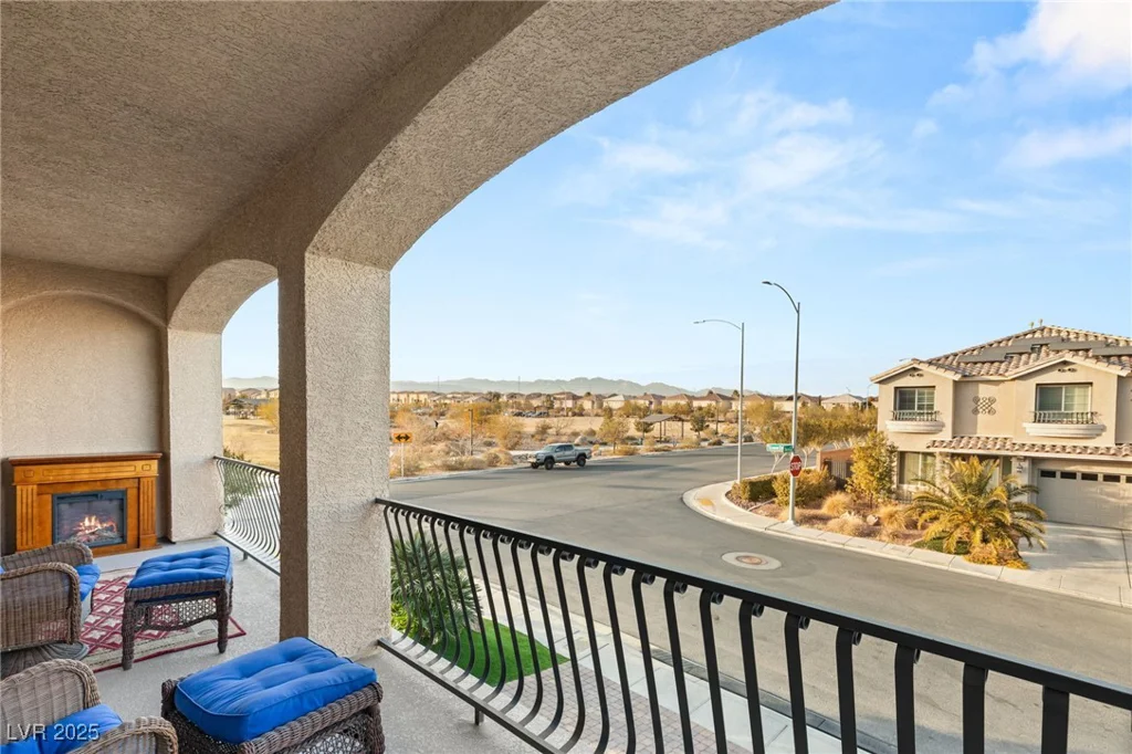 6595 Creekside Cellars, Las Vegas, NV 89139