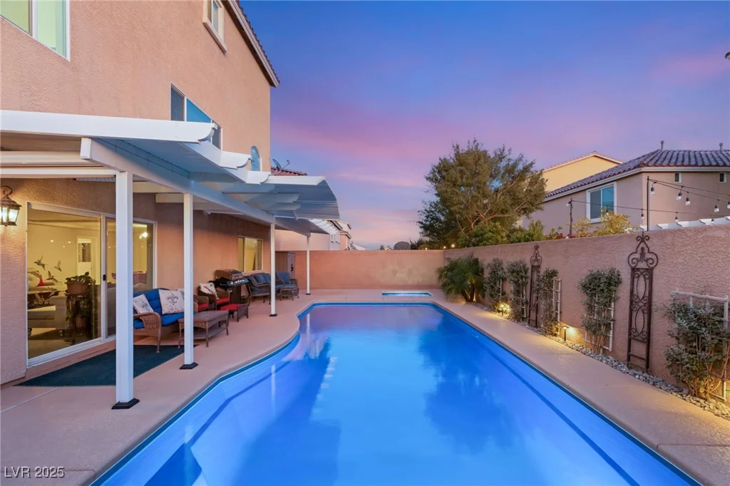 6595 Creekside Cellars, Las Vegas, NV 89139
