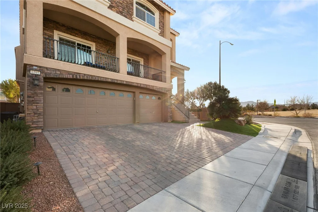 6595 Creekside Cellars, Las Vegas, NV 89139