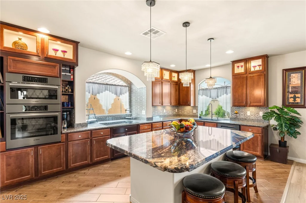 6595 Creekside Cellars, Las Vegas, NV 89139
