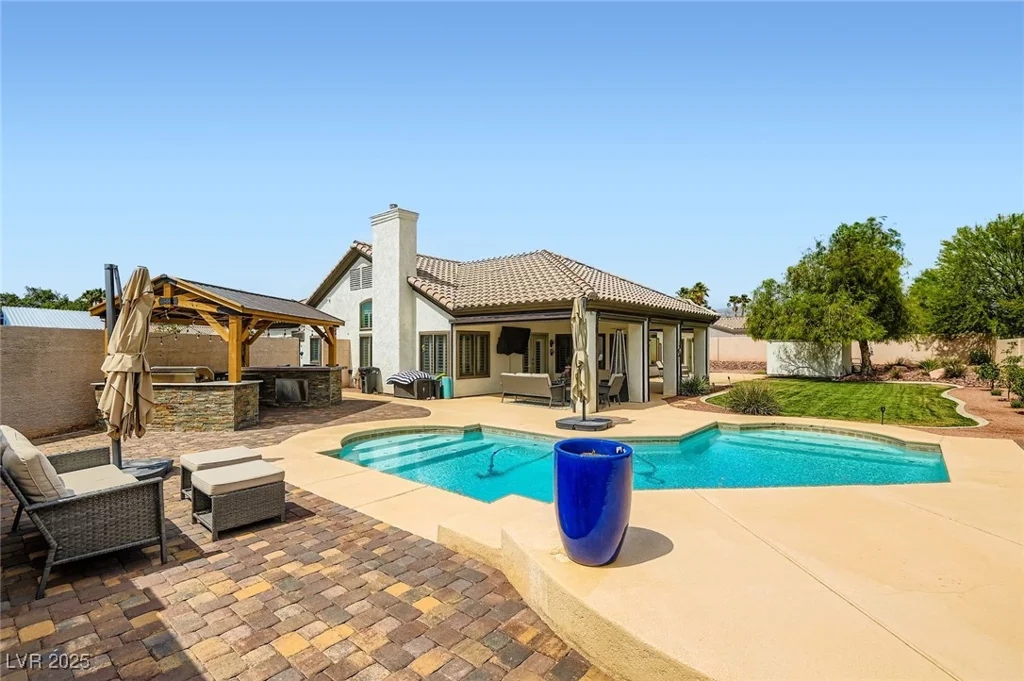 7404 Wittig, Las Vegas, NV 89131