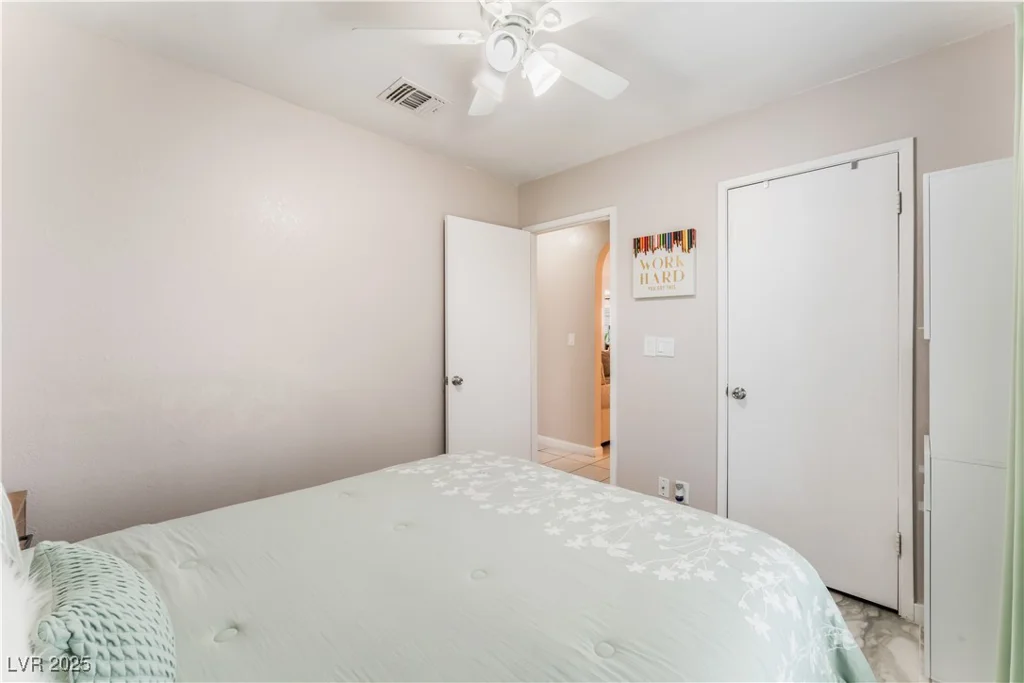 2093 Seahurst, Las Vegas, NV 89142