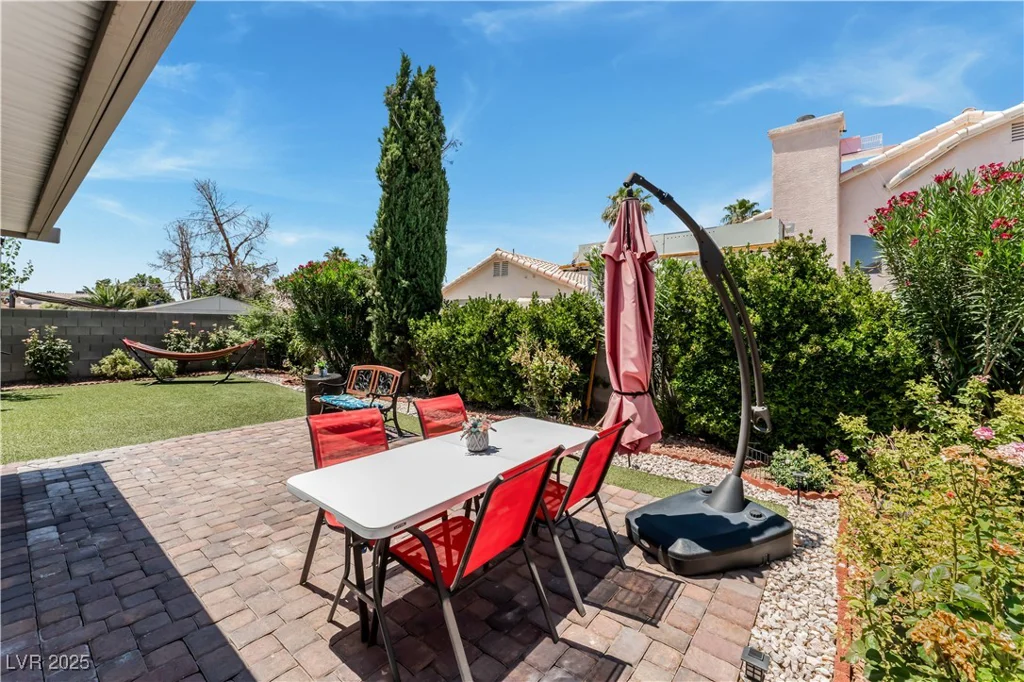 2093 Seahurst, Las Vegas, NV 89142