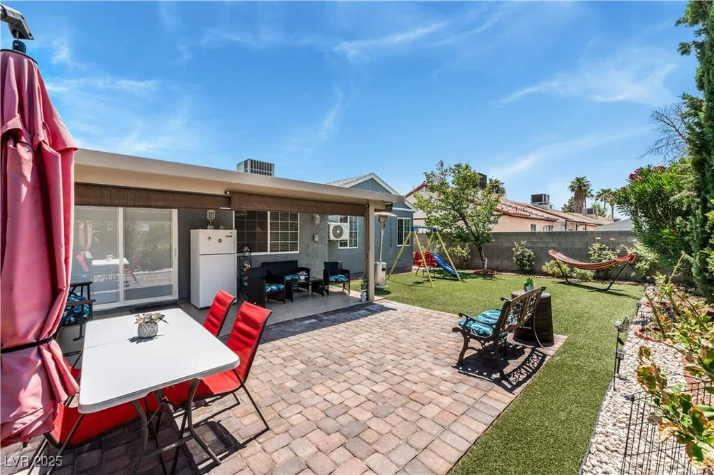 2093 Seahurst, Las Vegas, NV 89142