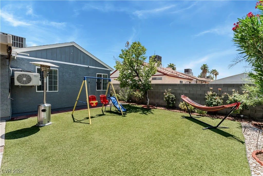 2093 Seahurst, Las Vegas, NV 89142