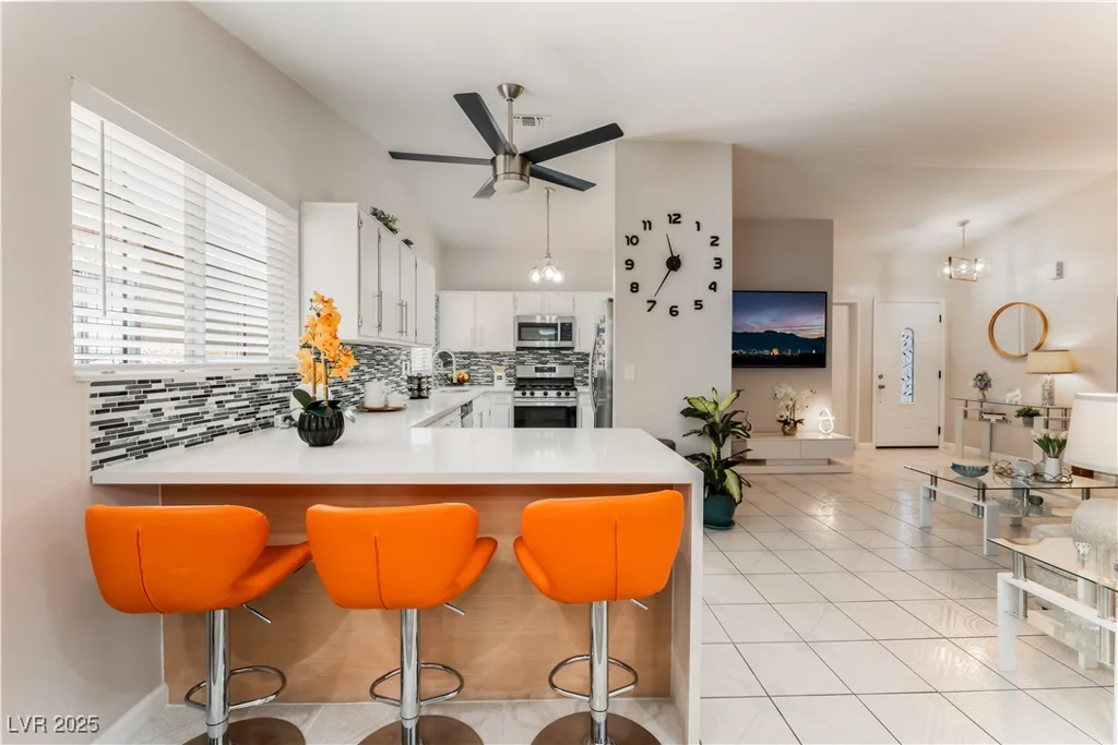 2093 Seahurst, Las Vegas, NV 89142