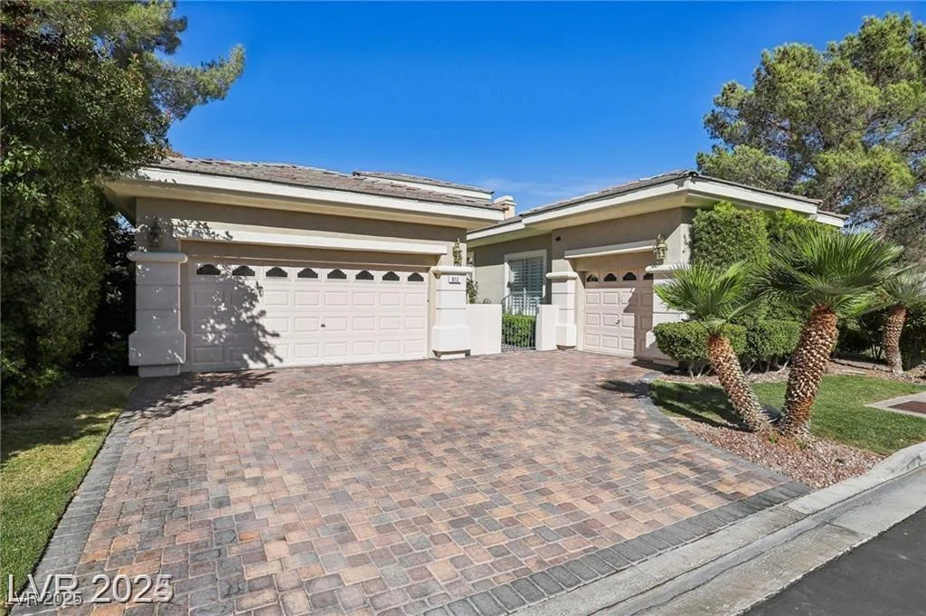 613 Pinnacle Heights, Las Vegas, NV 89144