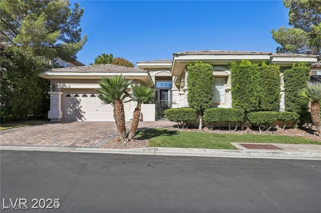 613 Pinnacle Heights, Las Vegas, NV 89144