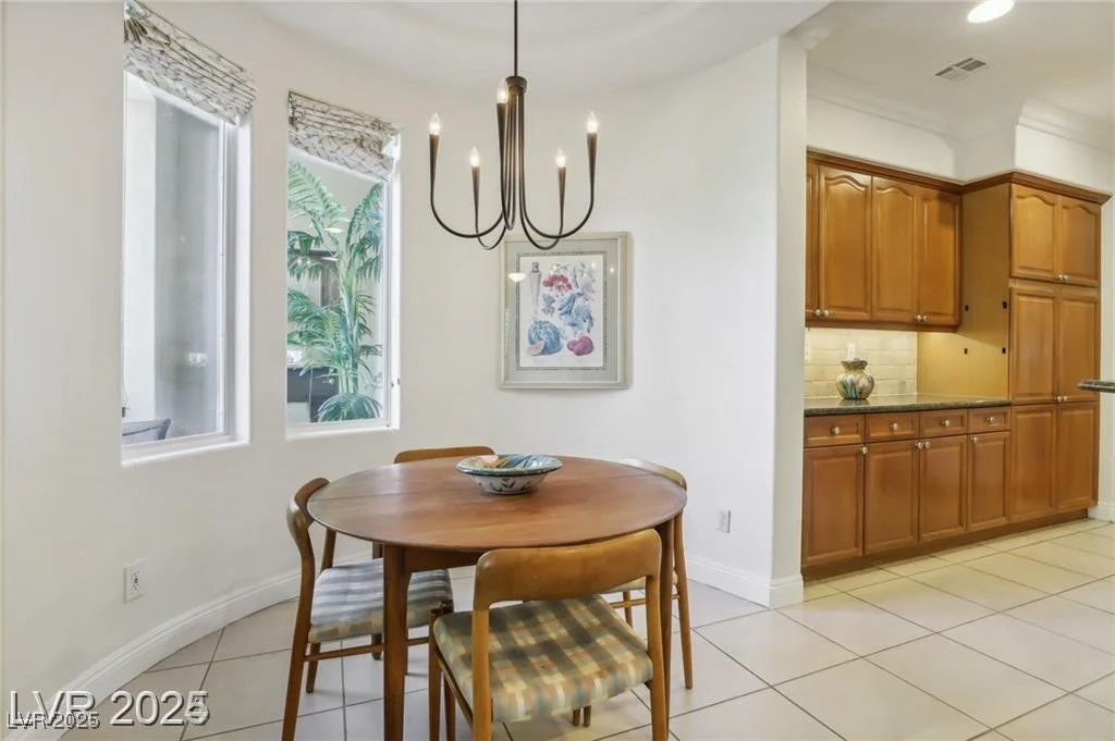 613 Pinnacle Heights, Las Vegas, NV 89144