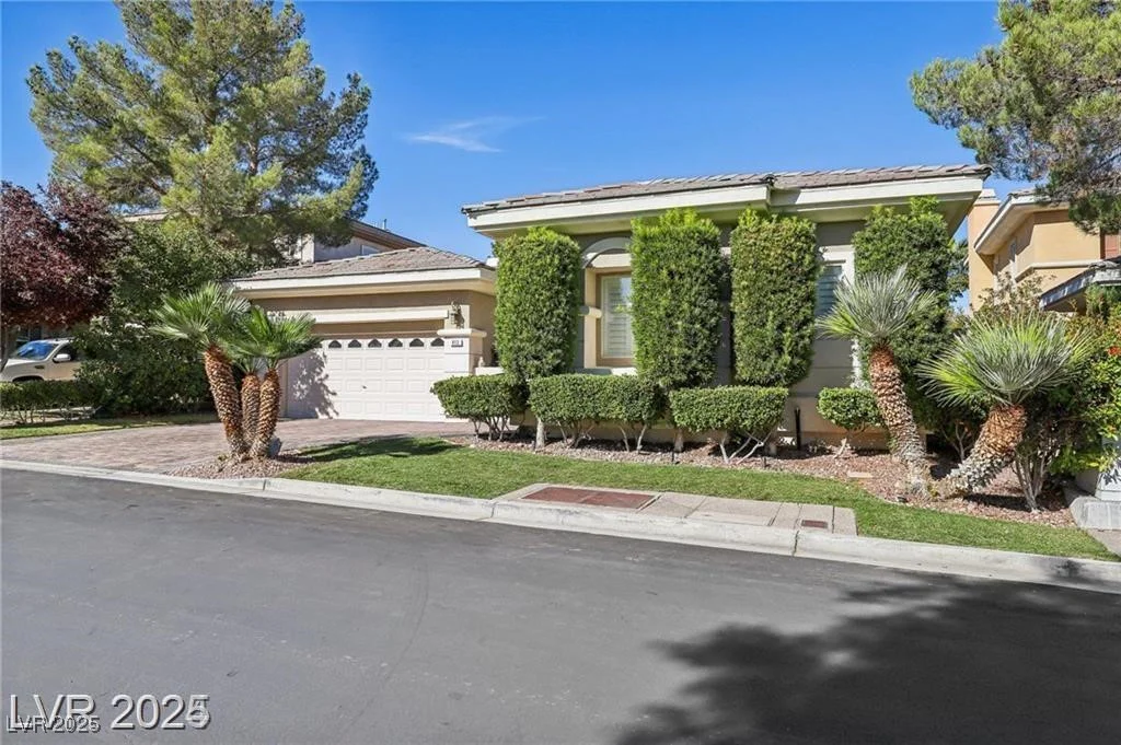 613 Pinnacle Heights, Las Vegas, NV 89144